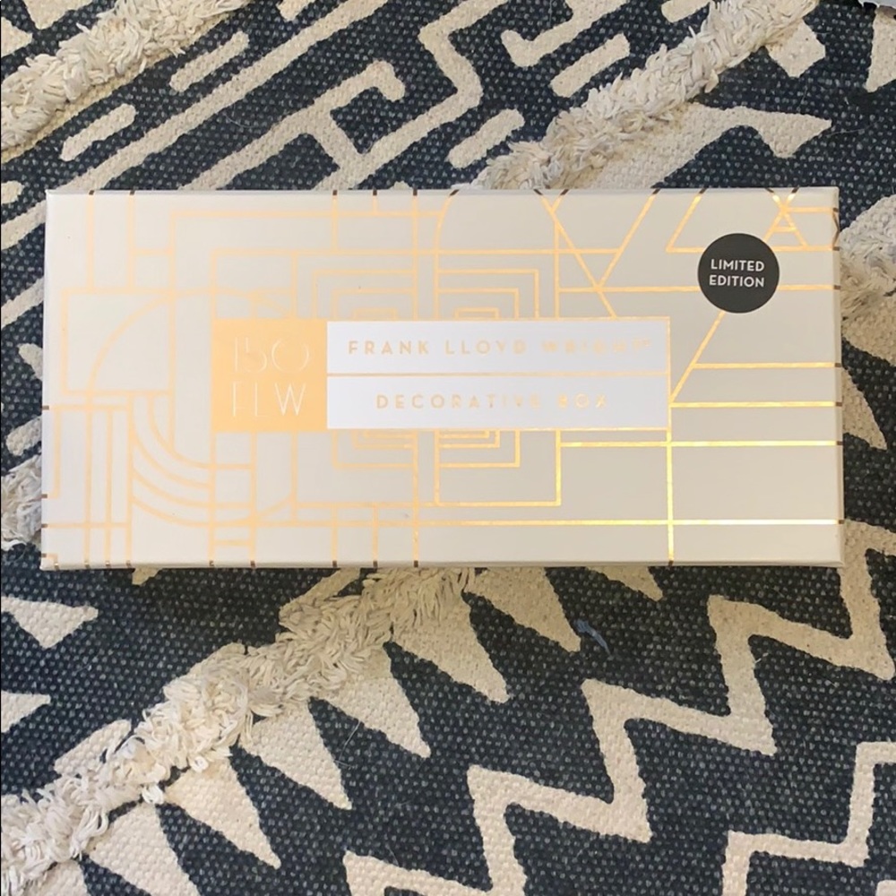 Frank Lloyd Wright box